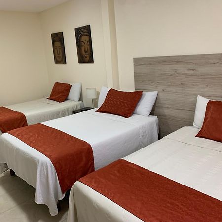Hotel Las Mercedes Airport-Quito Tababela Eksteriør bilde