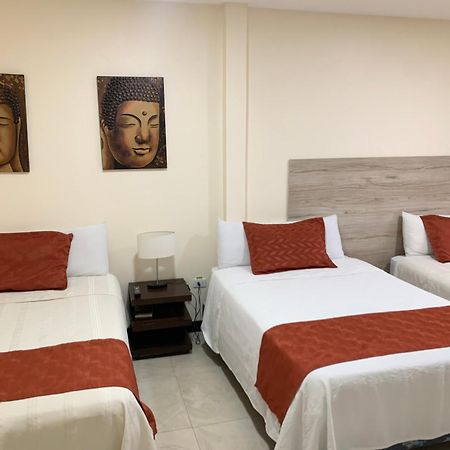 Hotel Las Mercedes Airport-Quito Tababela Eksteriør bilde