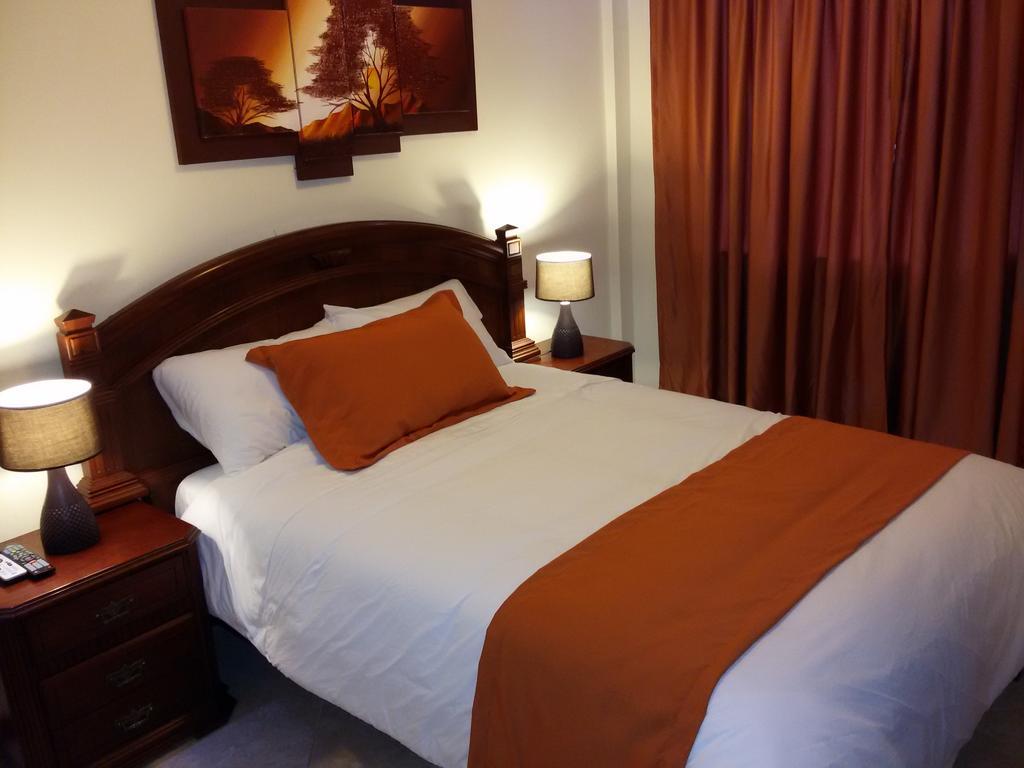Hotel Las Mercedes Airport-Quito Tababela Rom bilde