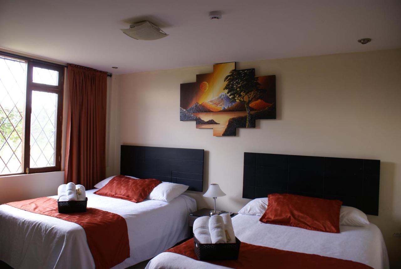 Hotel Las Mercedes Airport-Quito Tababela Eksteriør bilde